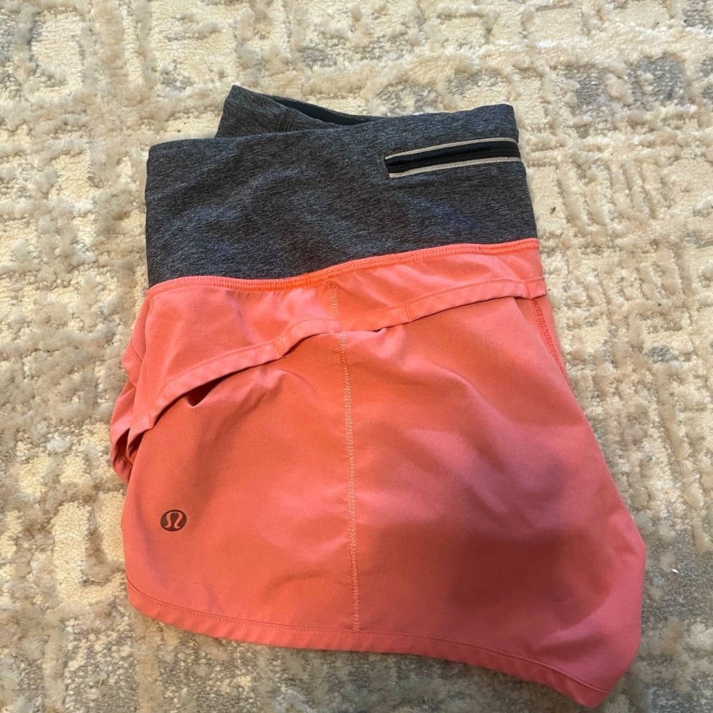 Vintage Lululemon speed ups 2.5” size 6